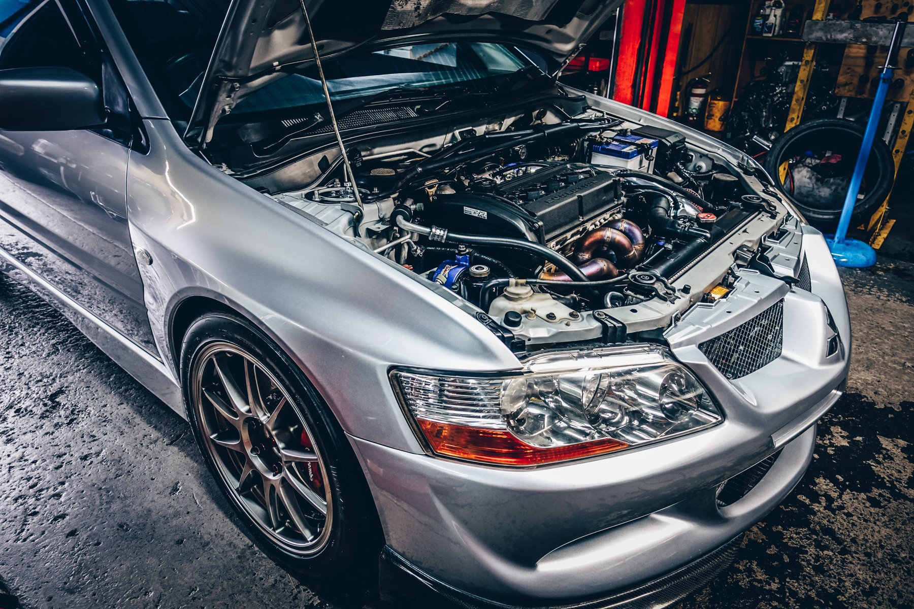 Mitsubishi Evo engine bay — Step Up Automotive workshop, Upper Coomera